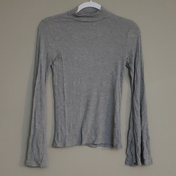 (NWOT) A&F gray mock neck bell sleeves - Picture 1 of 4